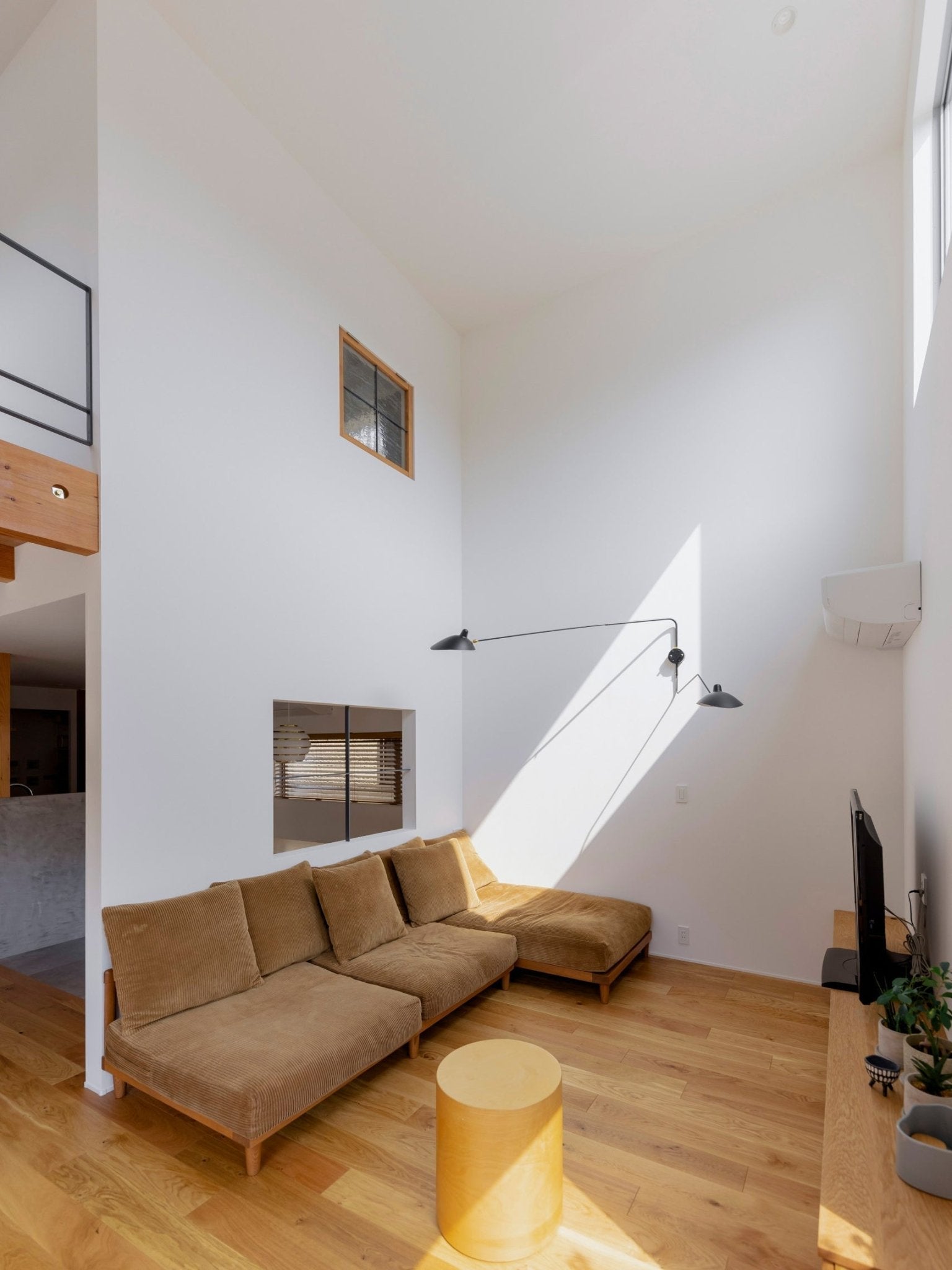 Serge Mouille Wall Sconce - Design Wall Lamp - Mobile Arms