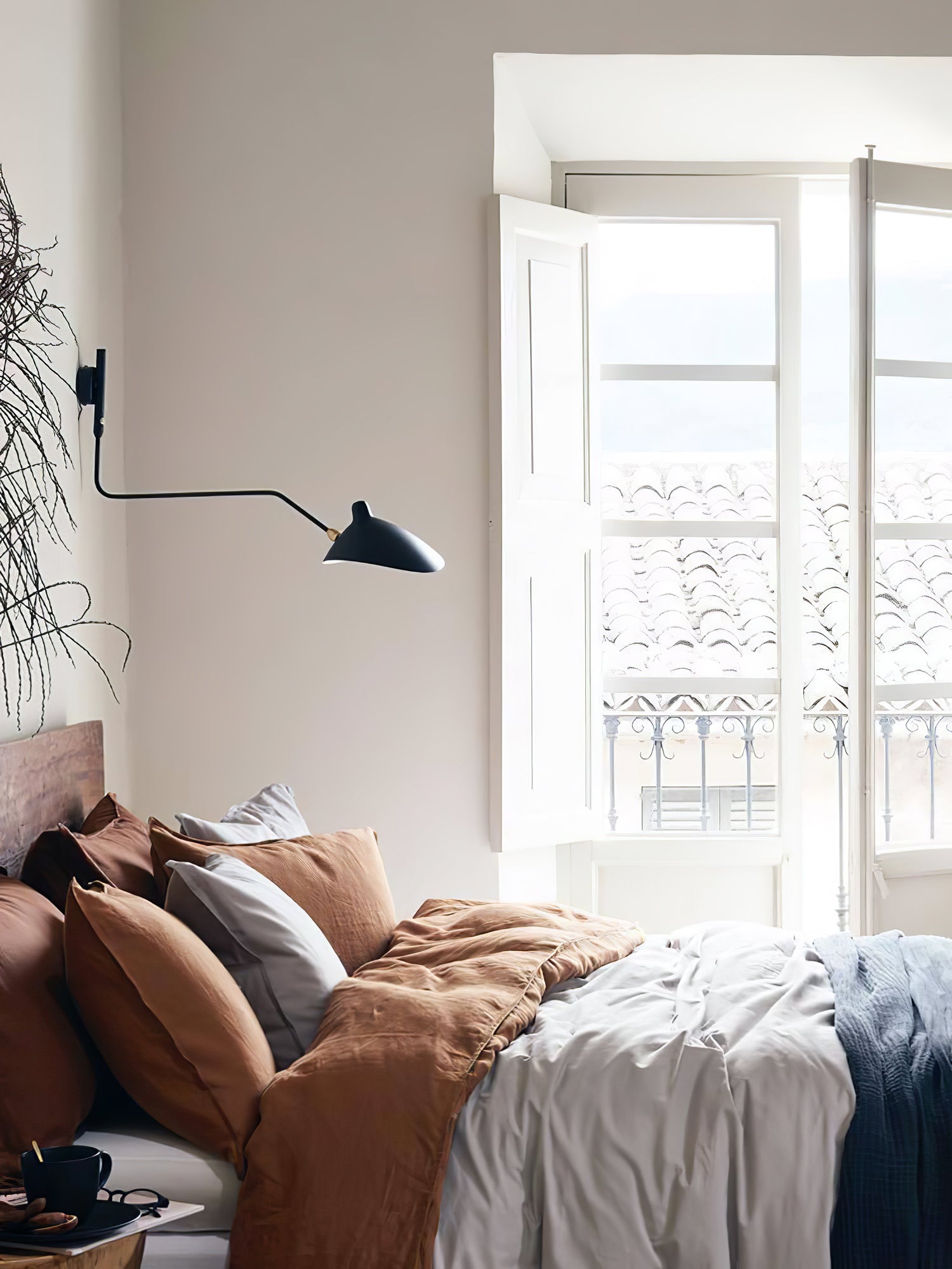 Serge Mouille Wall Sconce - Design Wall Lamp - Mobile Arms