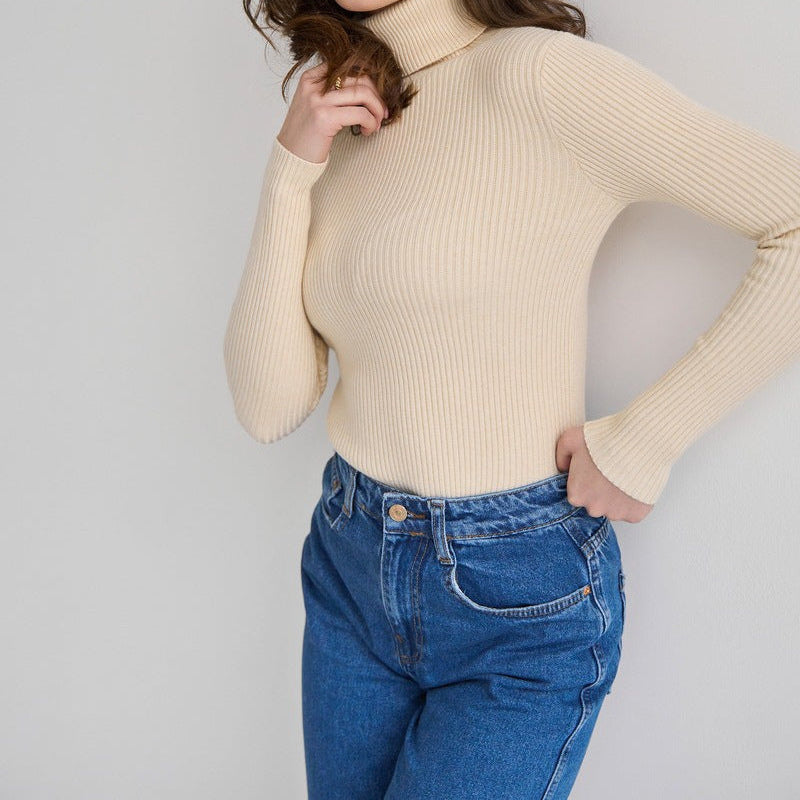 Soft and Cozy High-Neck Winter Turtleneck Sweater
