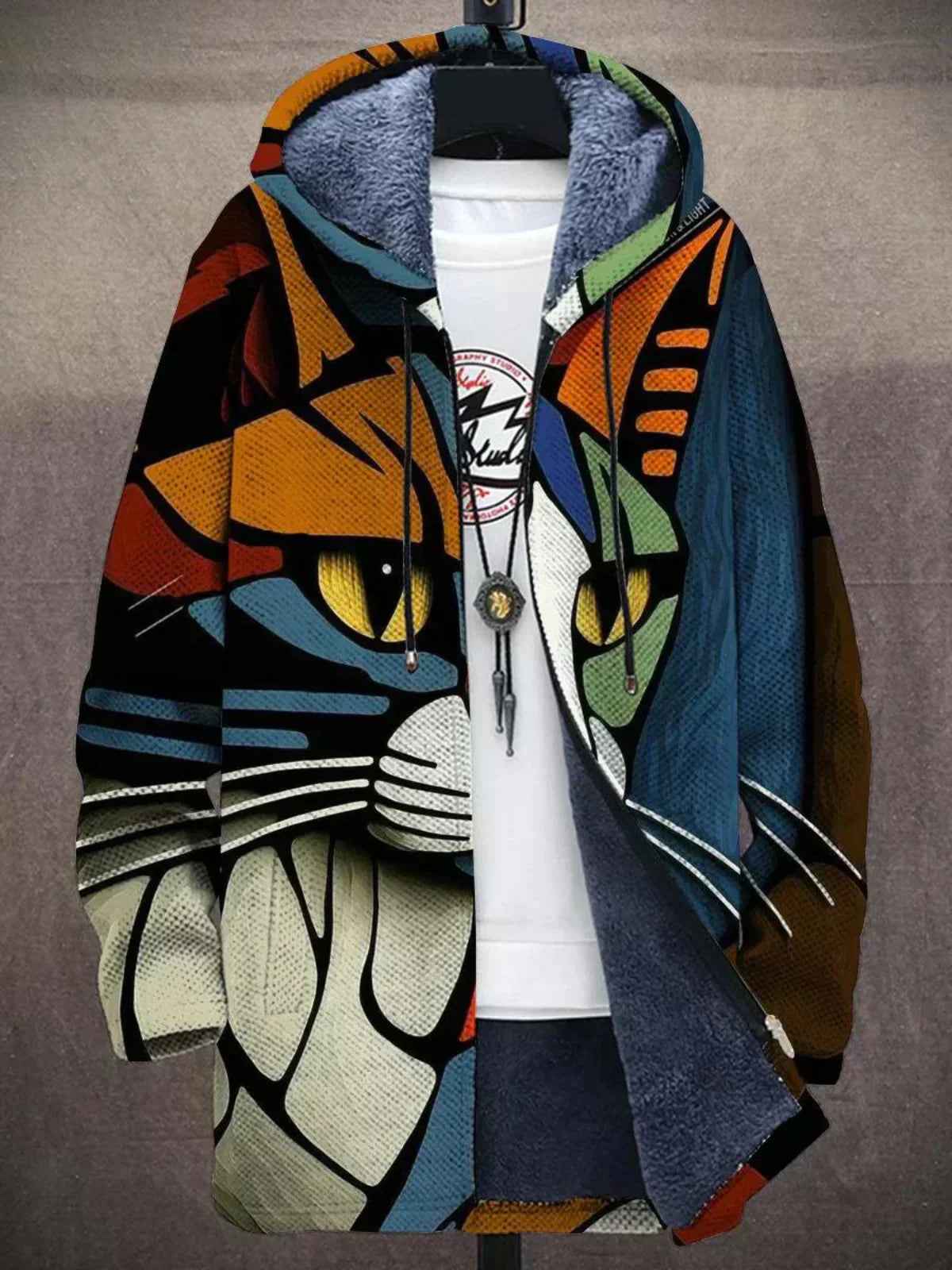 Women's Elegant Art-Inspired Cardigan - Luxurious Statement Knit Cardigan with Artistic Pattern & Soft Feel