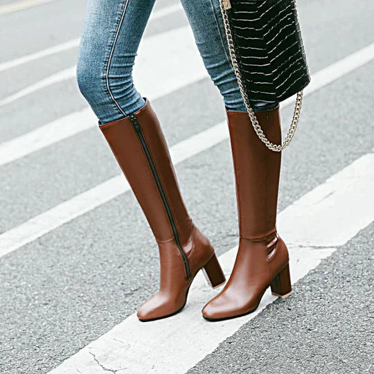 Women's Knee-High Heeled Boots with Stylish Silhouette