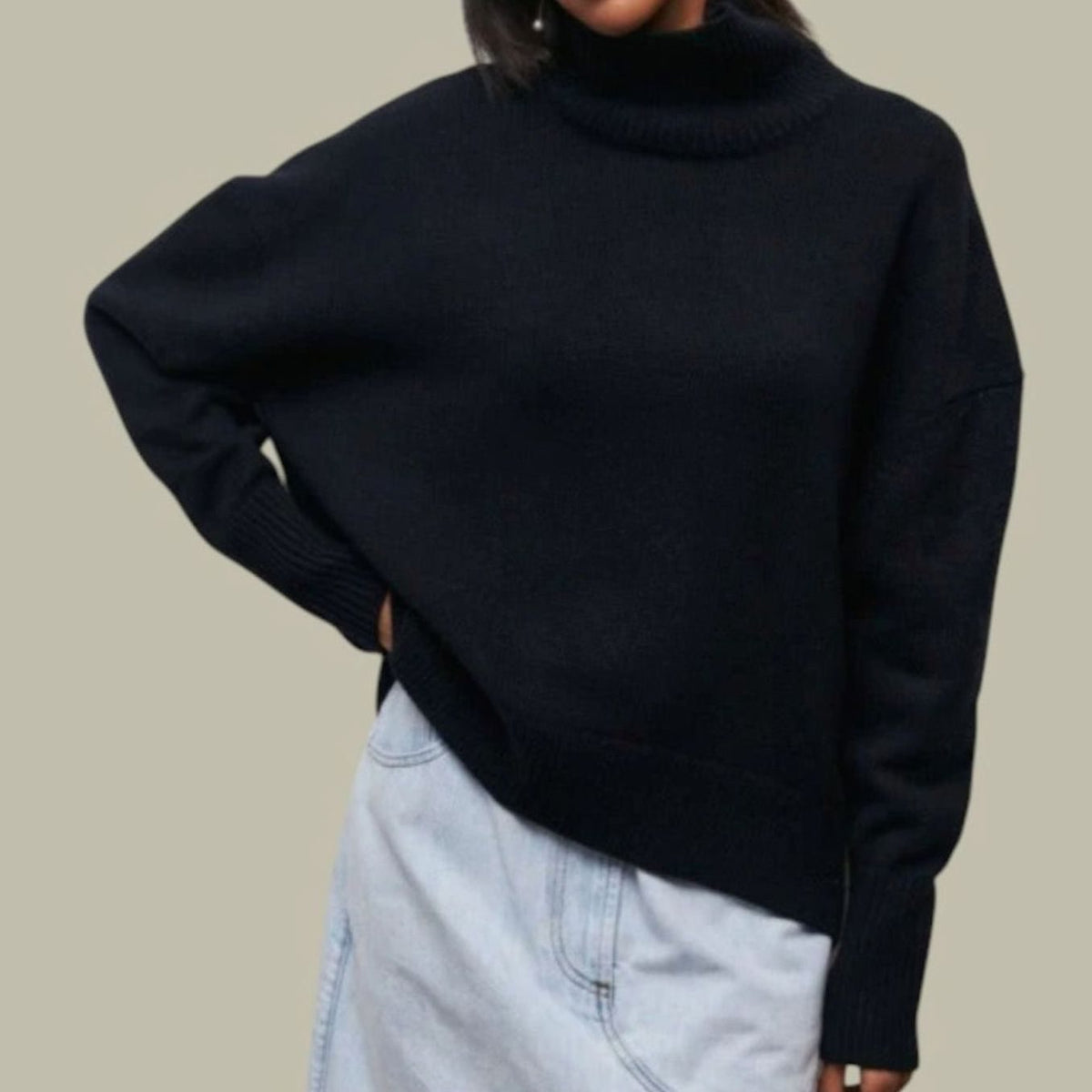 Women's Oversized Loose Fit Cozy Turtleneck Knit Sweater
