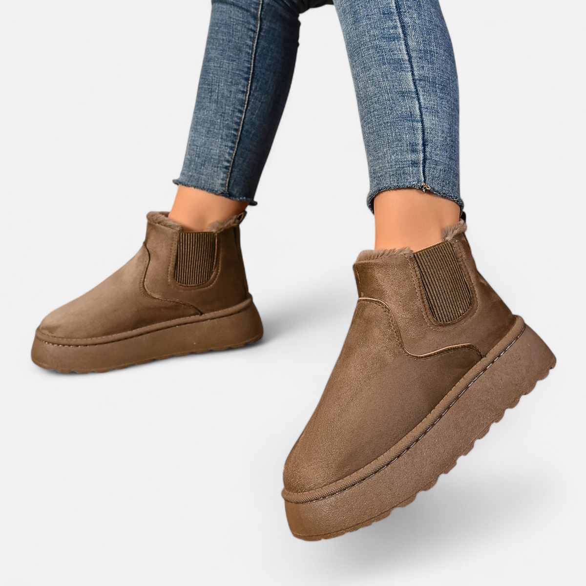 Women's Plush Platform Chelsea Ankle Boots