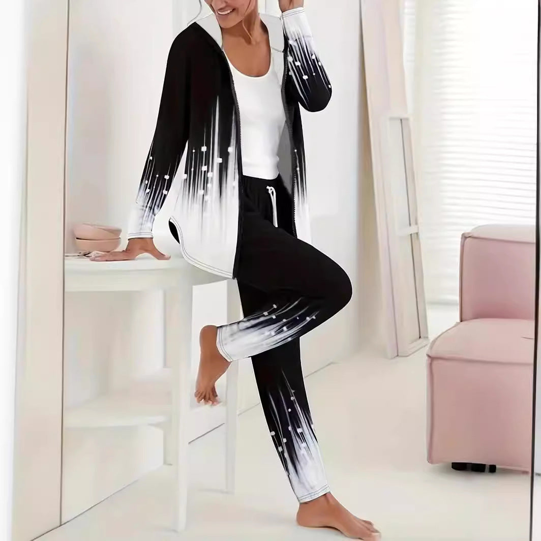 Women's Sporty Tracksuit with Modern Gradient Details