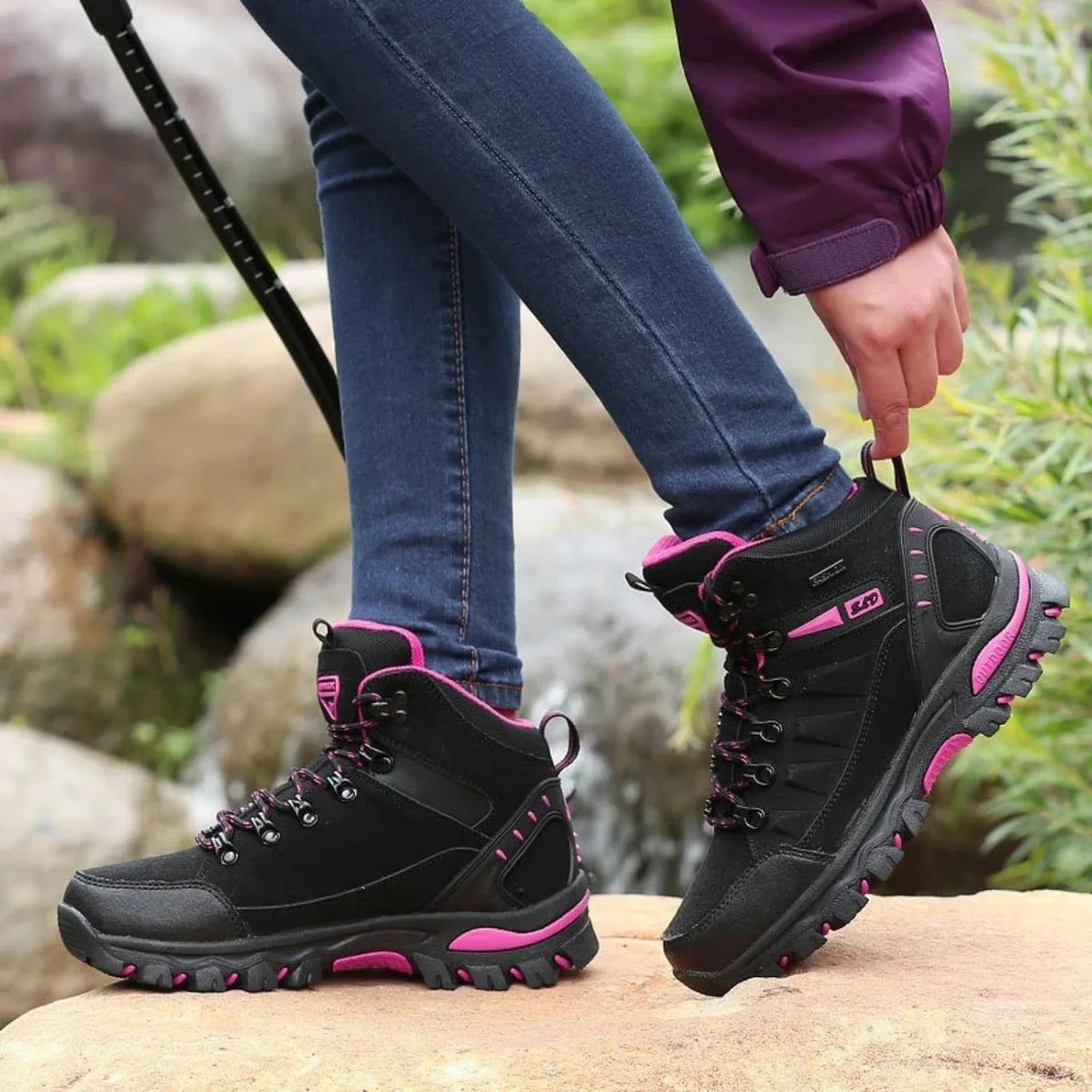 Women's Sturdy Hiking Boots
