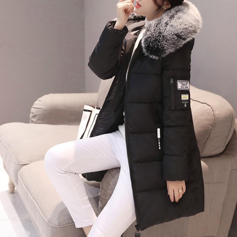 Women's Windproof Hooded Winter Coat with Pockets