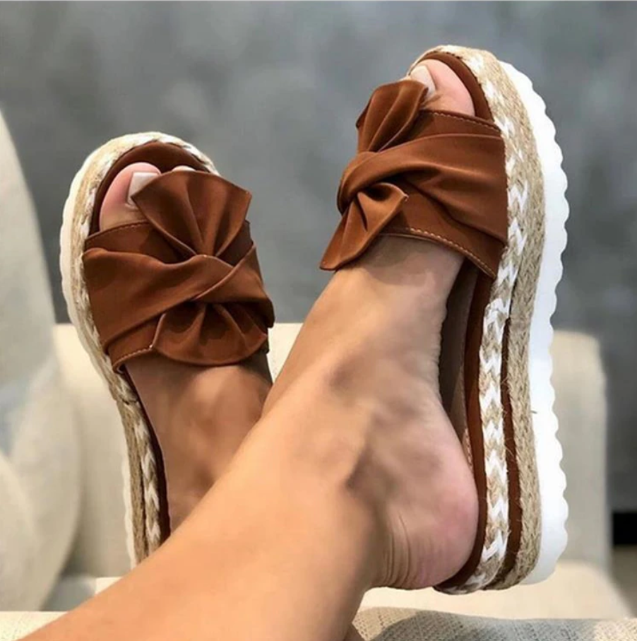 Image of Women's Bow Platform Sandals