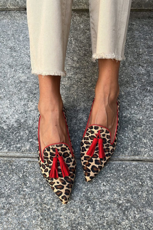 Image of Women's Pointed Toe Animal Print Loafers
