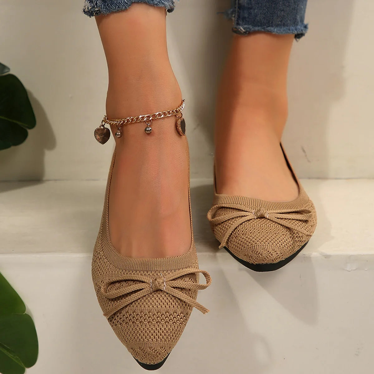 Image of Women's Pointed Toe Ballet Flats