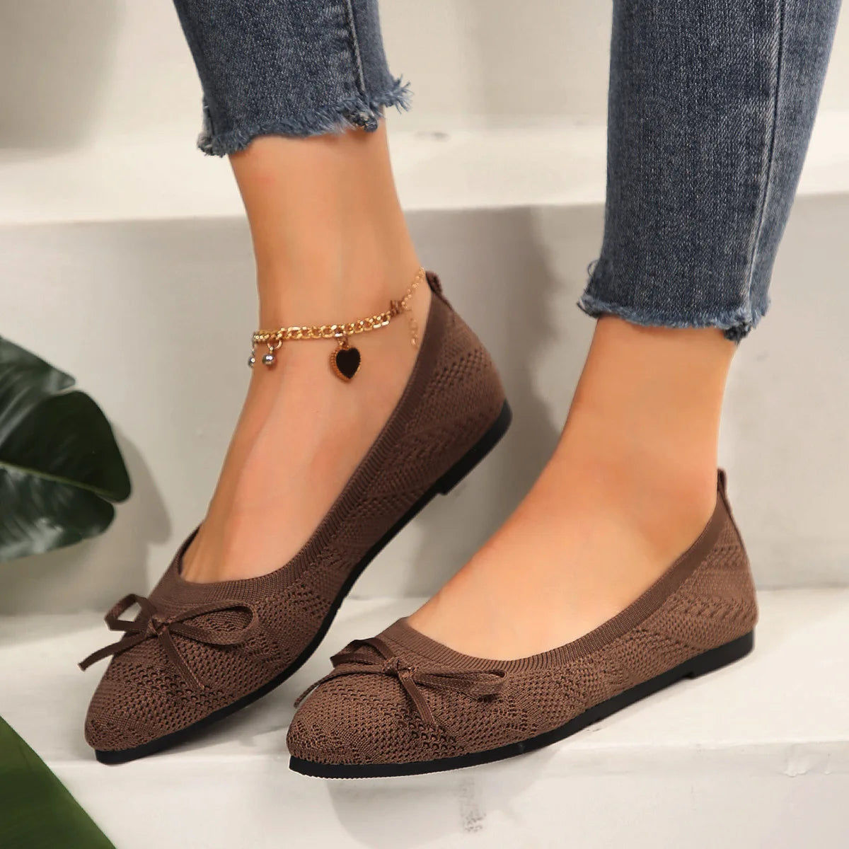 Image of Women's Pointed Toe Ballet Flats
