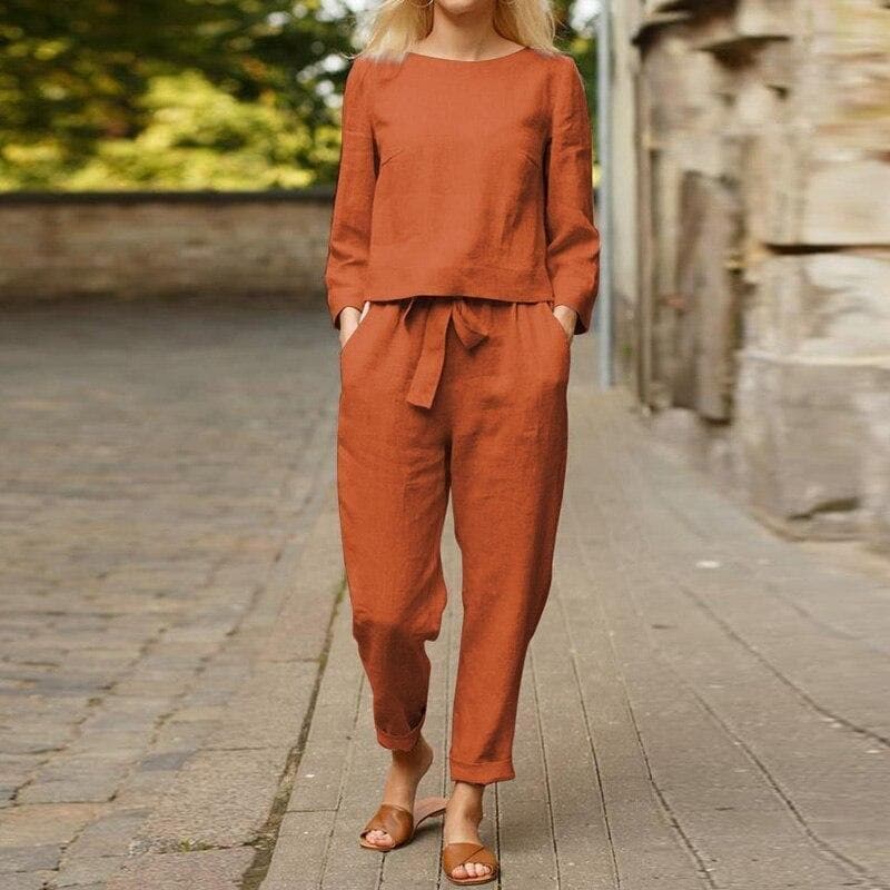 Image of Women's Relaxed-Fit Pant Set