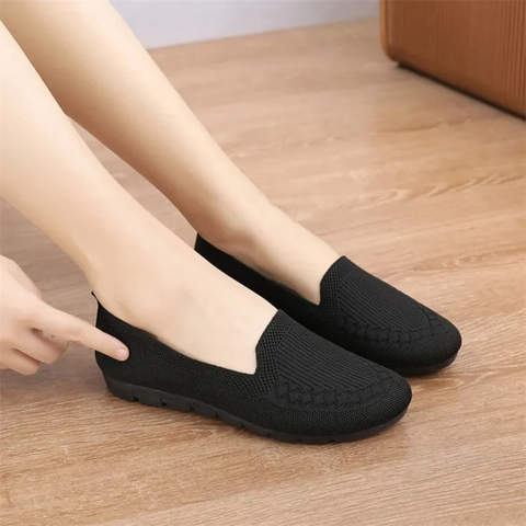 Image of Women's Slip-On Knit Loafers