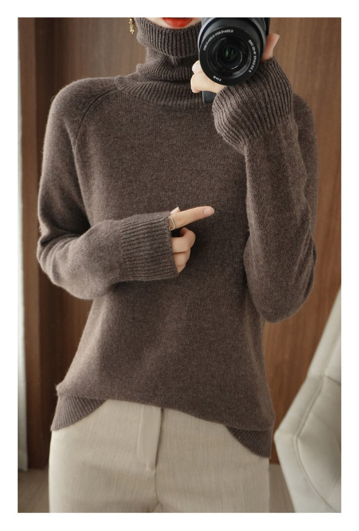 Image of Women's Turtleneck Fitted Sweater