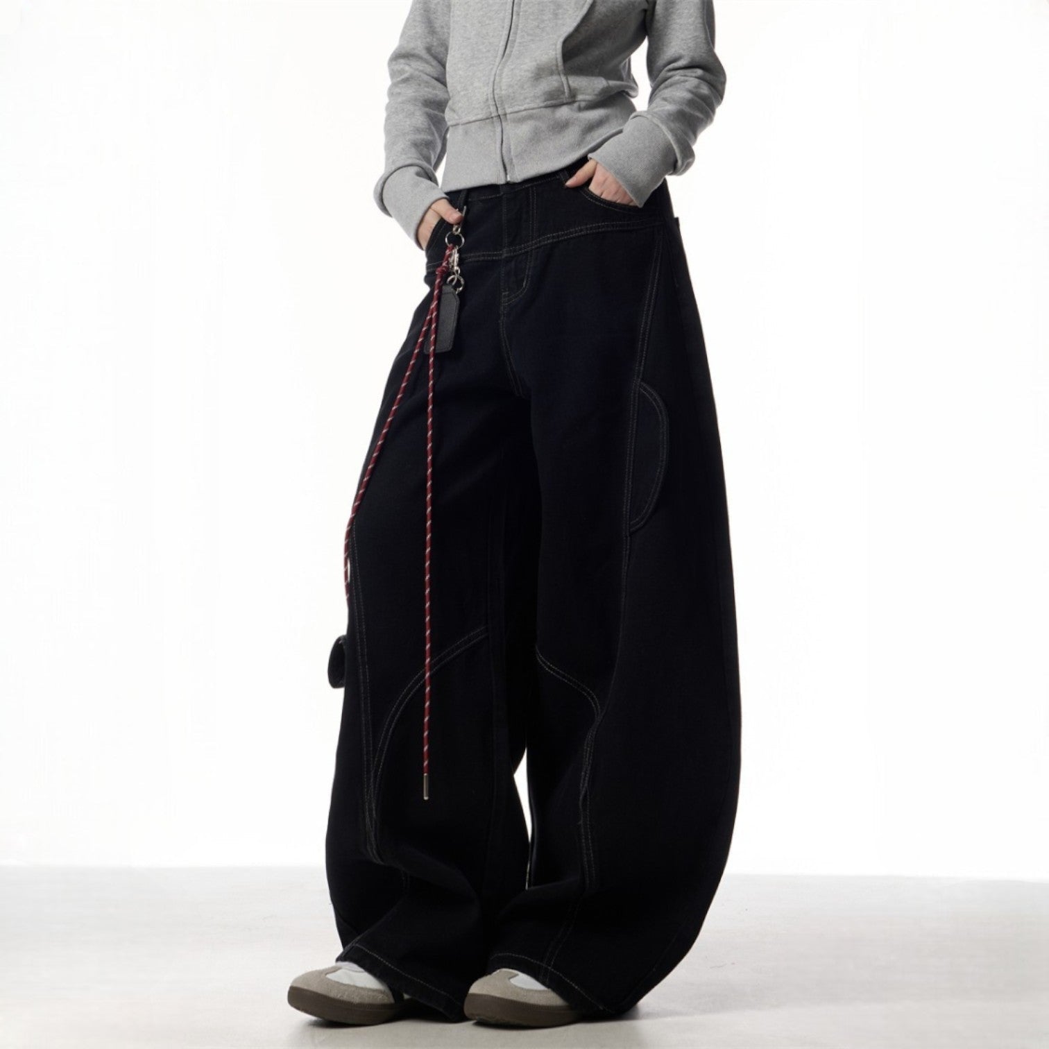 Image of Women's Wide Leg Cargo Pants