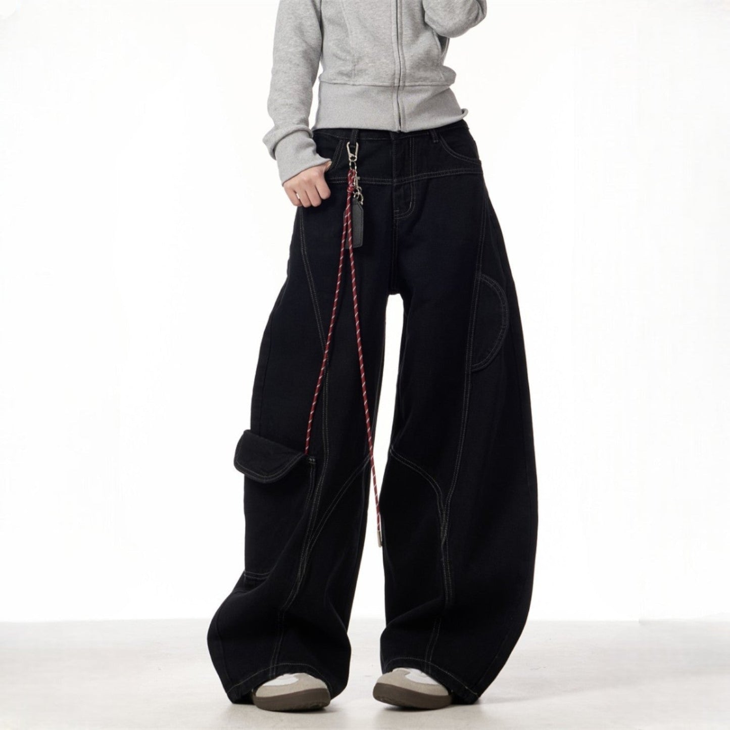 Image of Women's Wide Leg Cargo Pants
