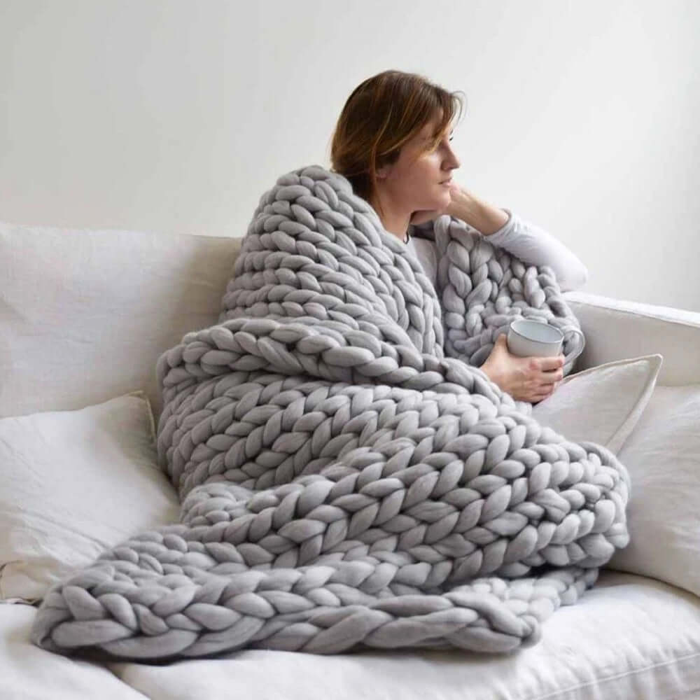 XXL Chunky Knit Cozy Blanket - Soft and Voluminous DIY Throw Blanket