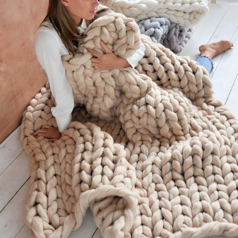 XXL Chunky Knit Cozy Blanket - Soft and Voluminous DIY Throw Blanket